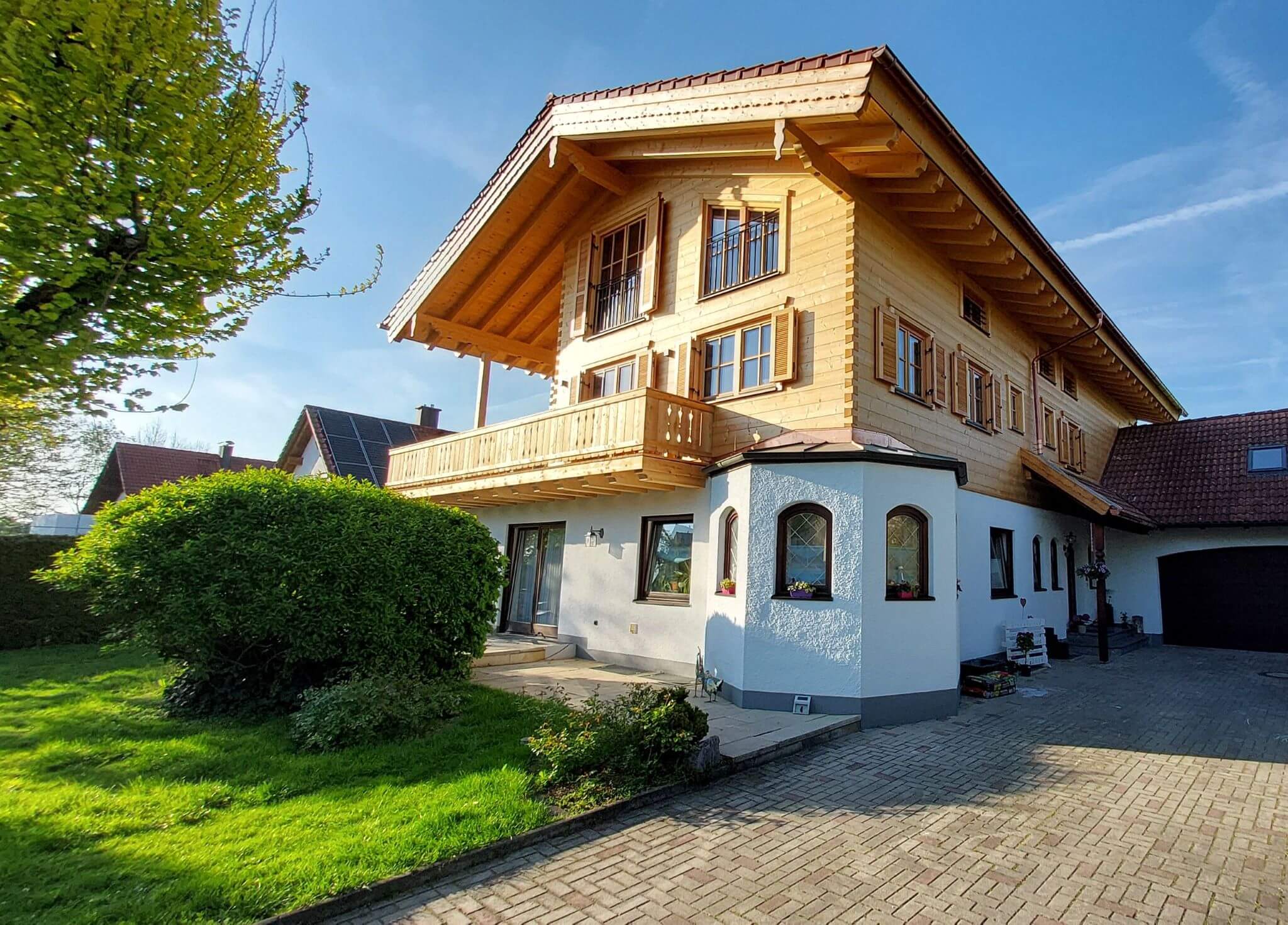 Aufstockung/Anbau by Chiemgauer Holzhaus — image 1