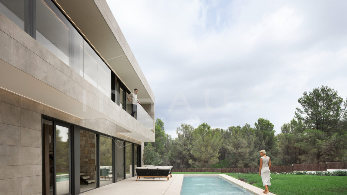 L-200 by InHaus — image 3