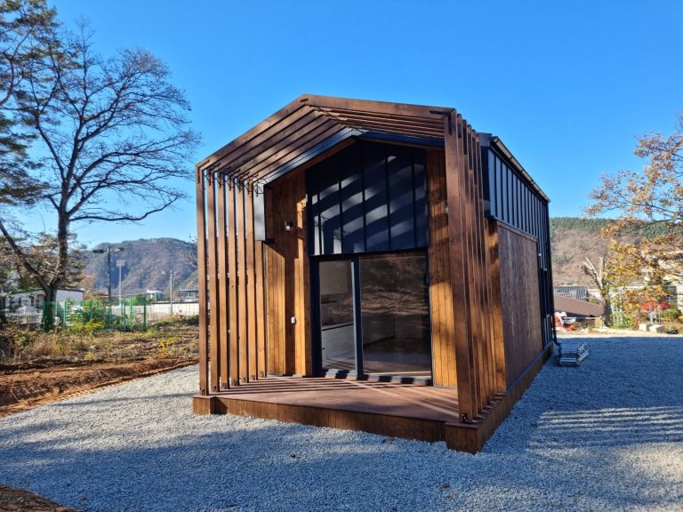 Modulhuse House by Modulhuse — image 6