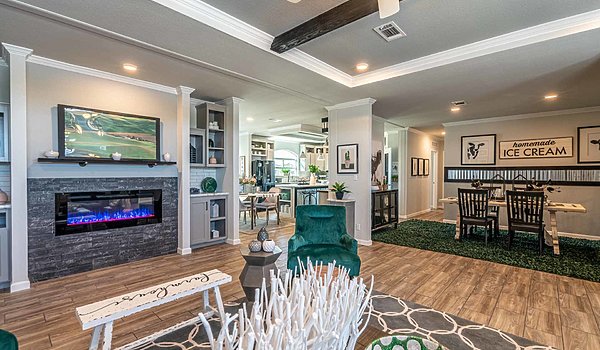 Fiesta - The Vintage Farmhouse Flex 320FT47643A by Palm Harbor Homes — image 3