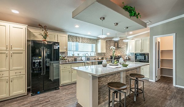Vista Ridge - The La Belle 320VR41764D by Palm Harbor Homes — image 2