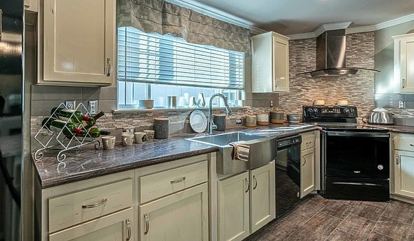 Vista Ridge - The La Belle 320VR41764D by Palm Harbor Homes — image 5