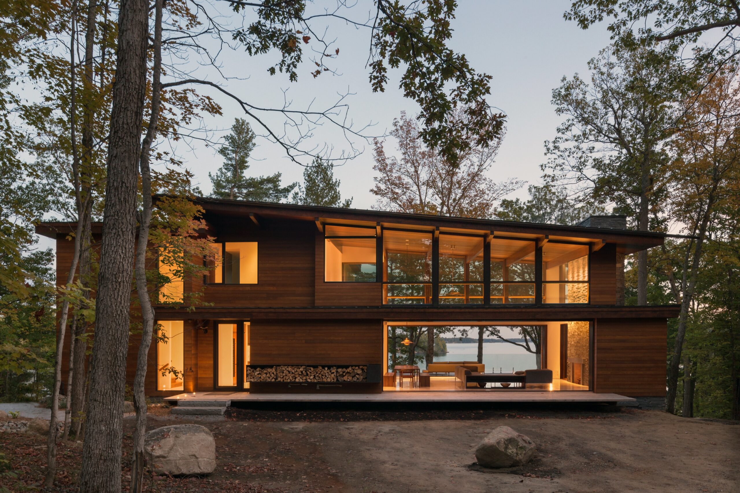 Axiom 2350 by Turkel Design — image 5