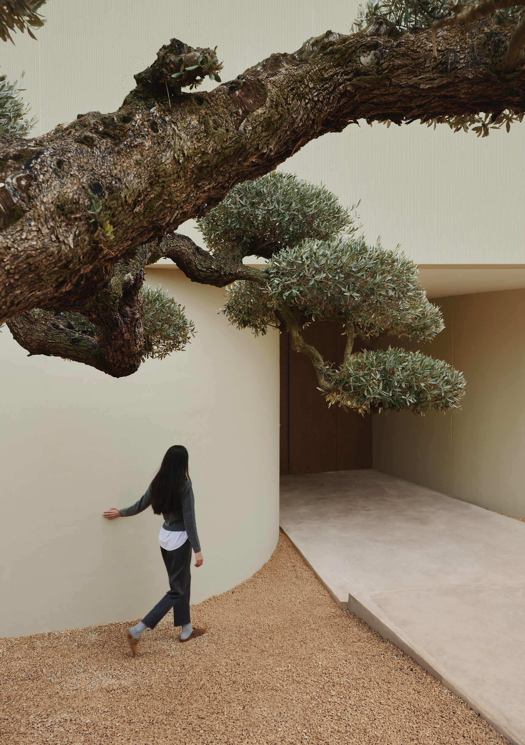 Bespoke (Custom) by Ubiko — image 2