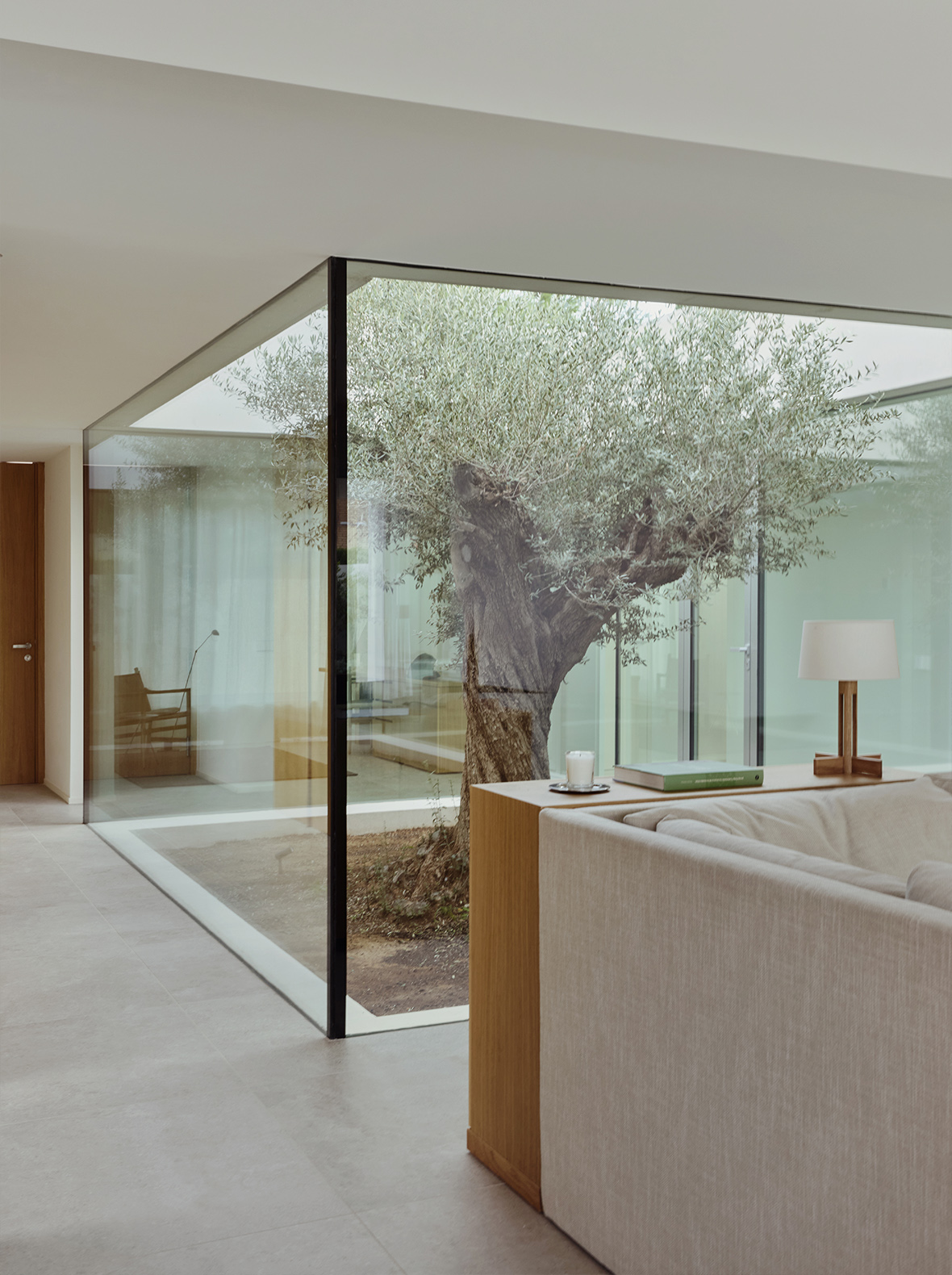 Bespoke (Custom) by Ubiko — image 3
